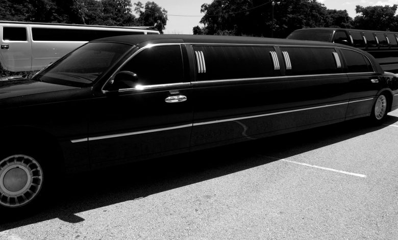 Photo of Benefits of Hiring Limo Service Orlando for Prom Night