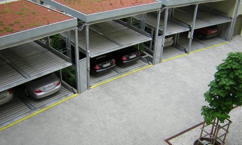 Photo of Top 10 Vehicle Storage near Me for Long-Haul Truckers
